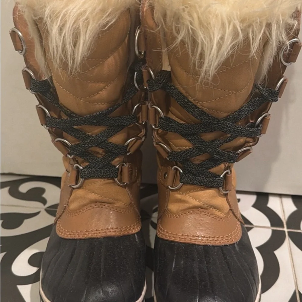 Sorel Tan and Black Waterproof Boots, kids